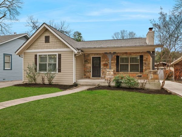 218 Corona, Alamo Heights, TX 78209