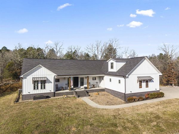 124 HOLLY FARM Lane, Pearcy, AR 71964