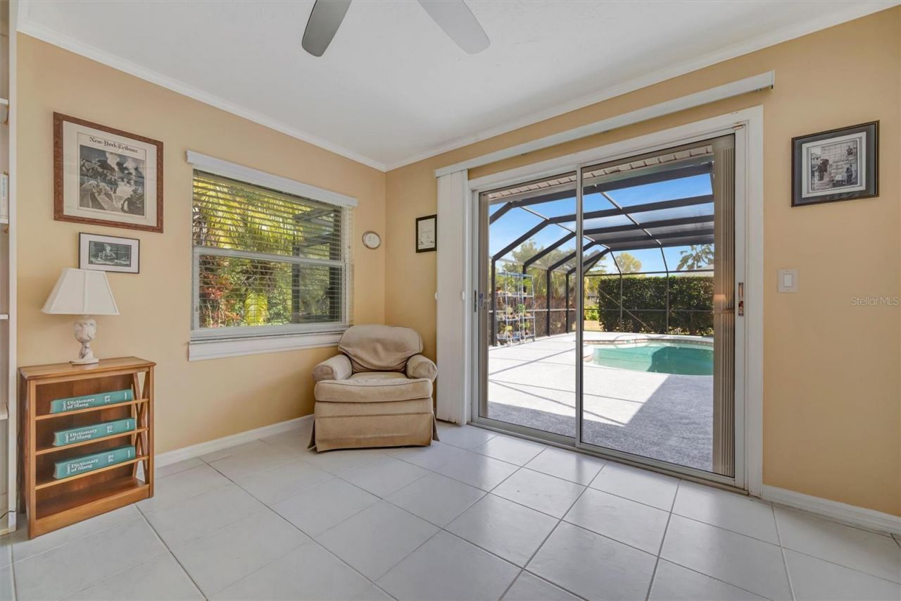 6183 Misty Oaks Drive, Sarasota, FL 34243 Photo