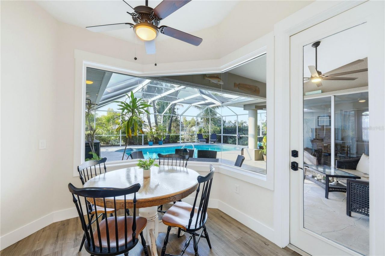 978 Boundary Boulevard, Rotonda West, FL 33947 Photo