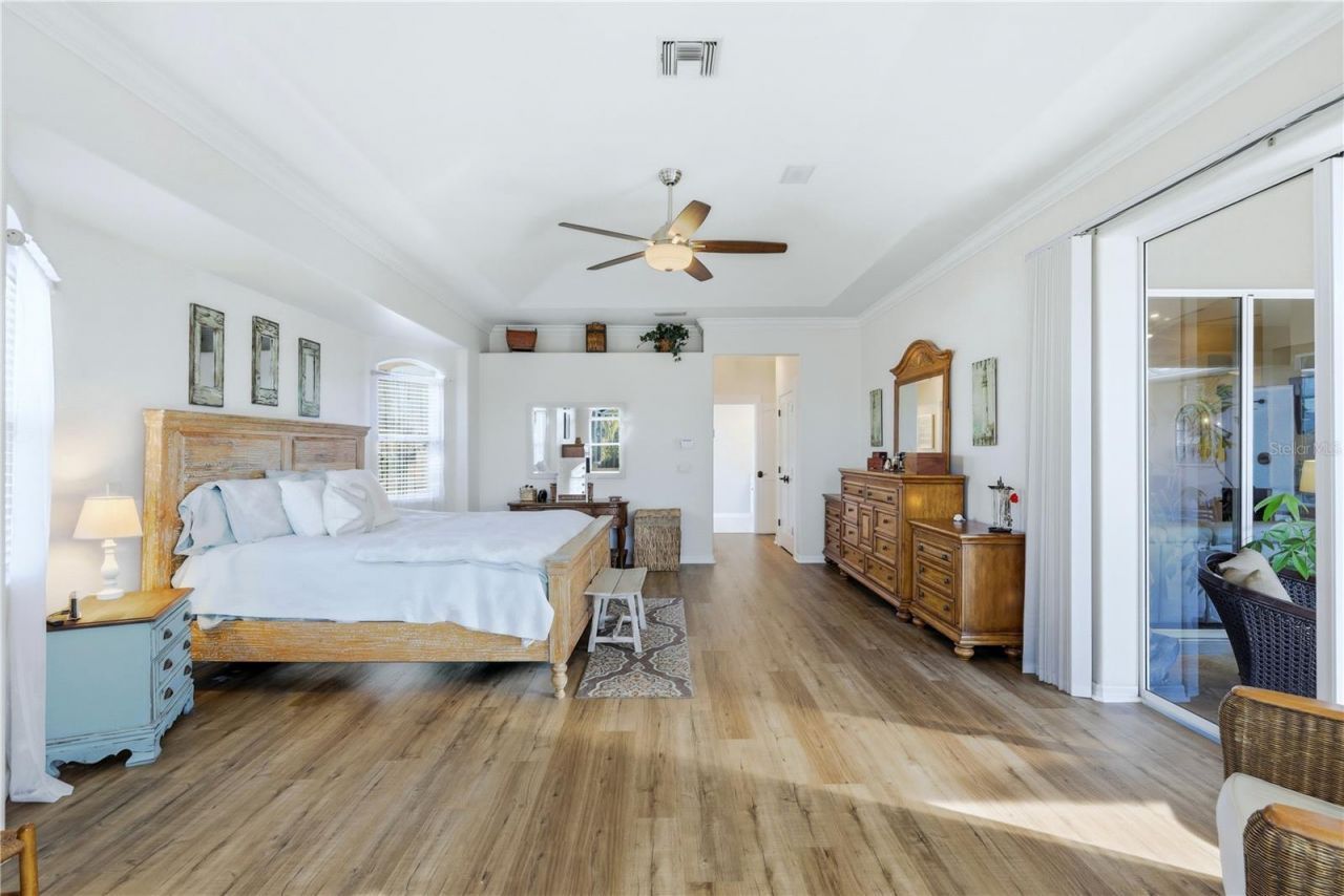 978 Boundary Boulevard, Rotonda West, FL 33947 Photo