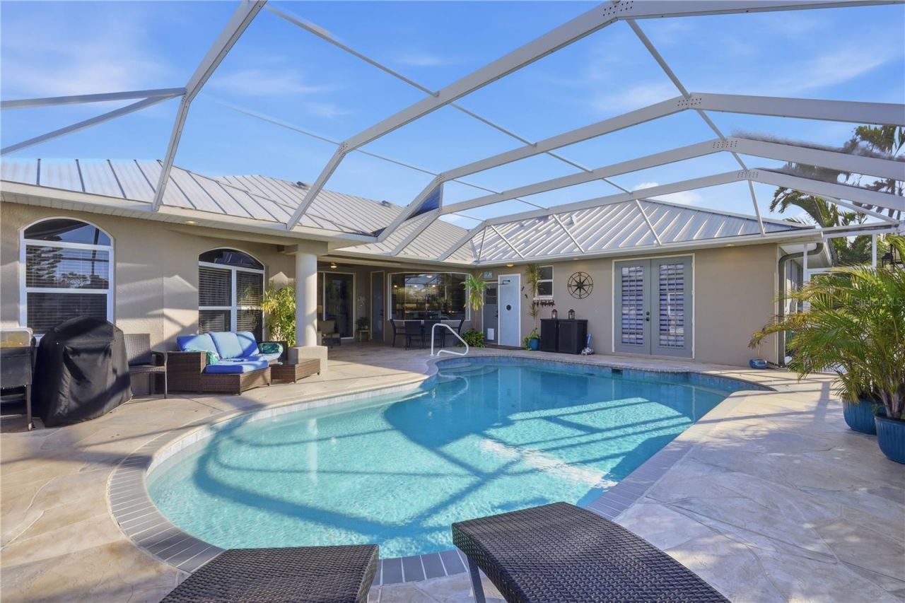 978 Boundary Boulevard, Rotonda West, FL 33947 Photo