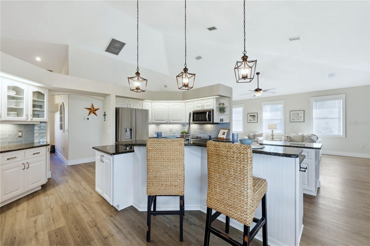 978 Boundary Boulevard, Rotonda West, FL 33947 Photo