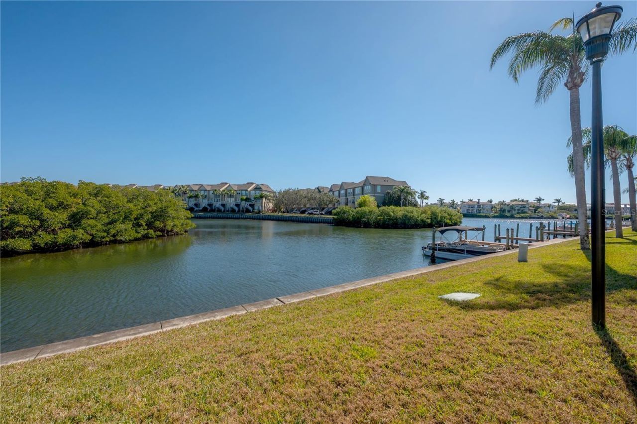 8812 Bay Pointe Drive, Unit D202, Tampa, FL 33615 Photo
