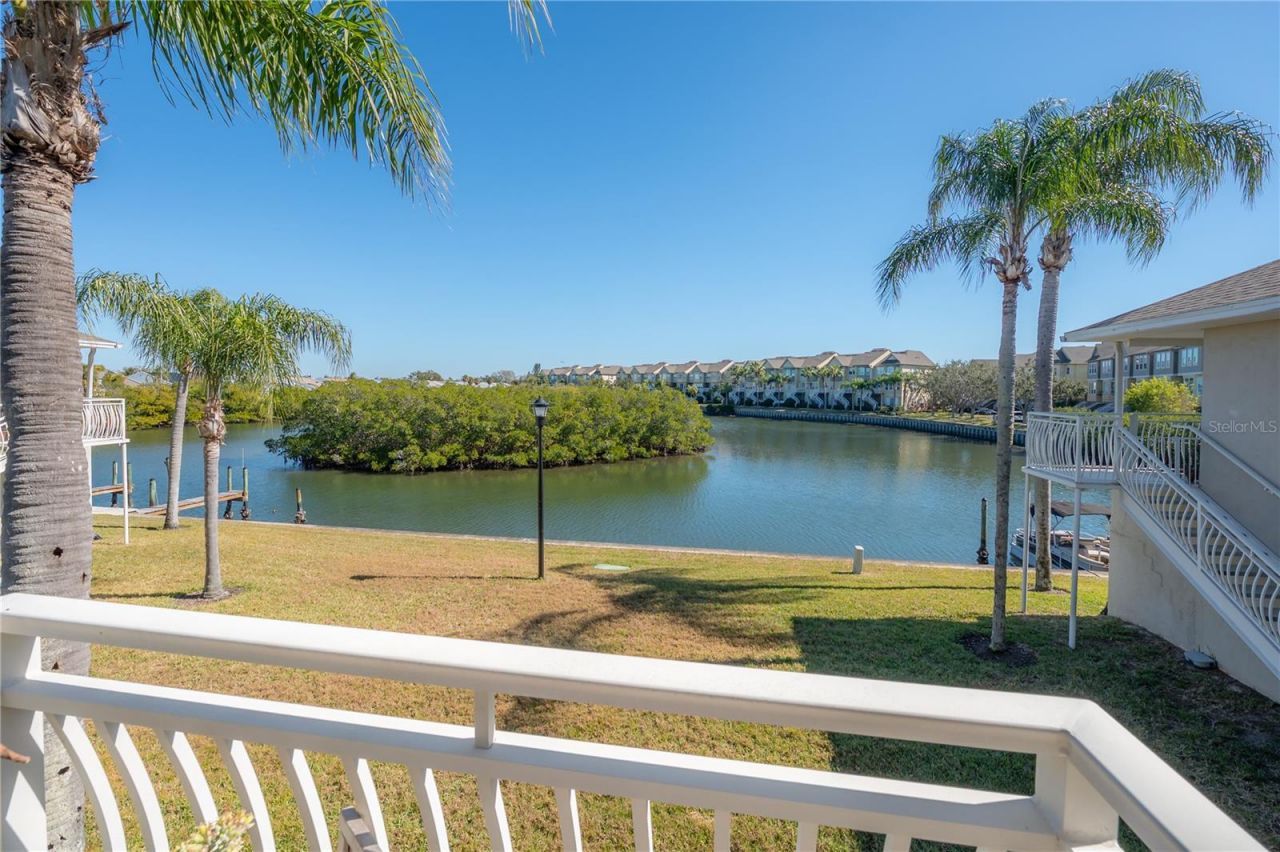 8812 Bay Pointe Drive, Unit D202, Tampa, FL 33615 Photo
