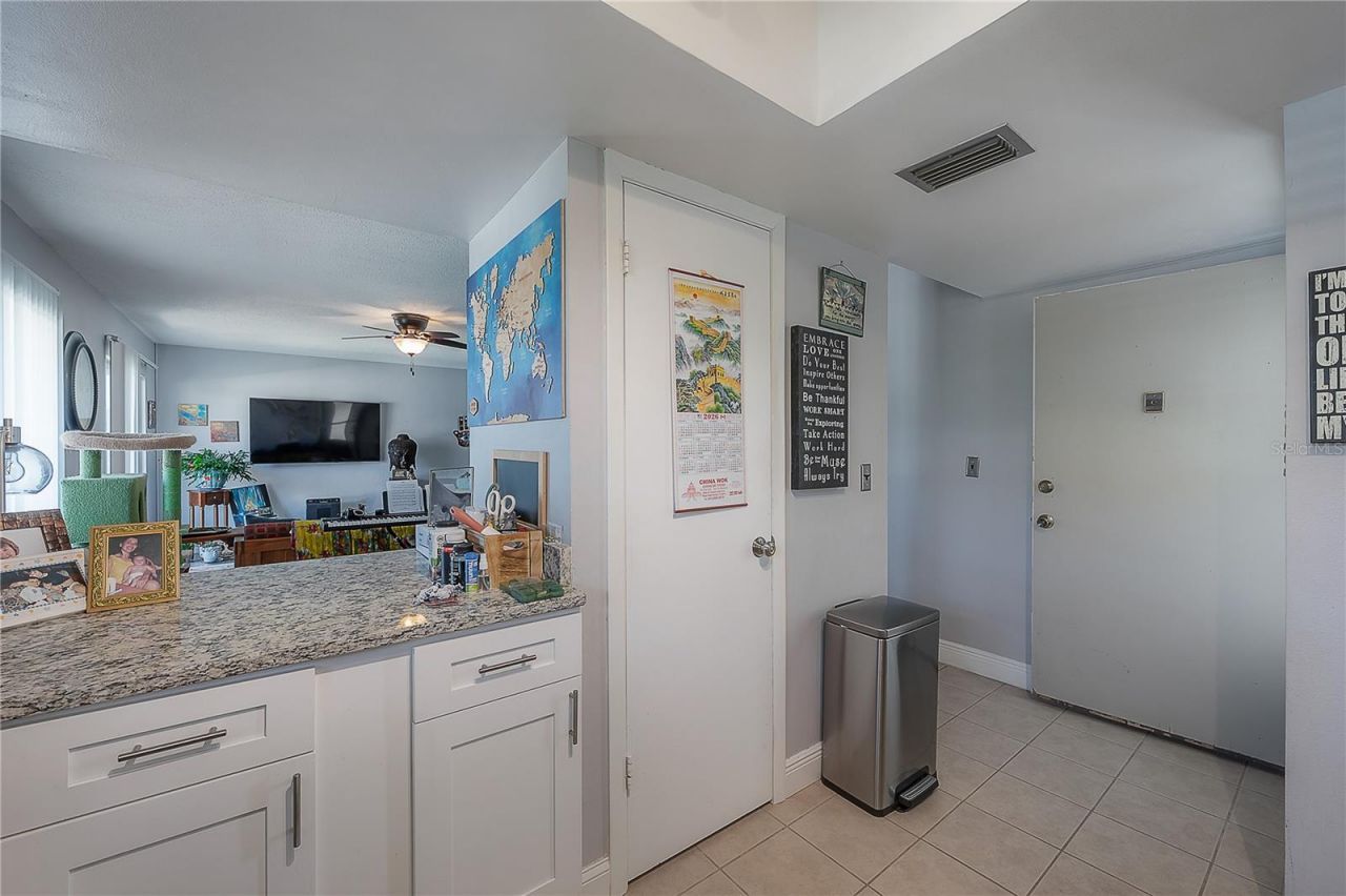 8812 Bay Pointe Drive, Unit D202, Tampa, FL 33615 Photo