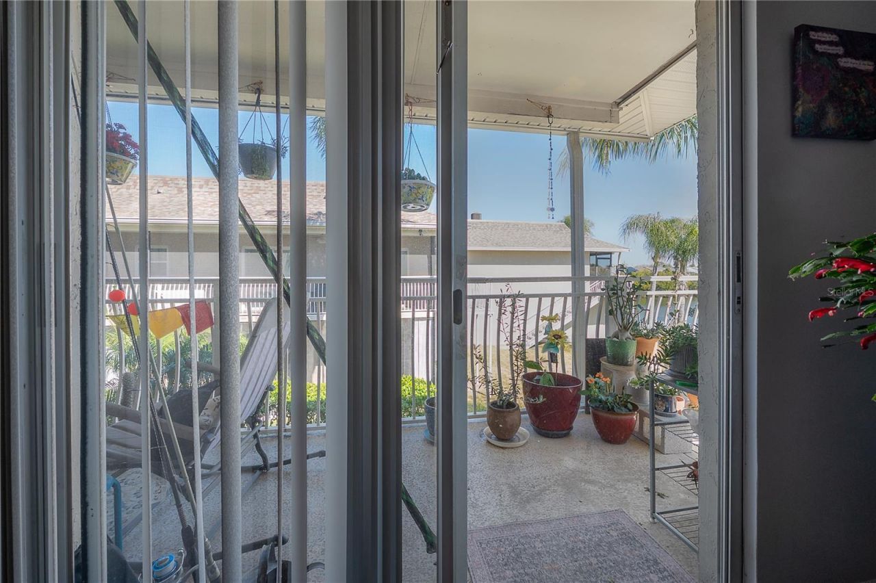 8812 Bay Pointe Drive, Unit D202, Tampa, FL 33615 Photo