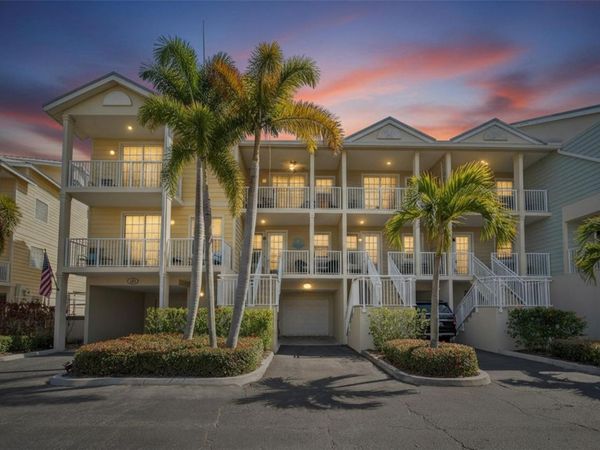 577 BAHIA BEACH BOULEVARD, RUSKIN, FL 33570