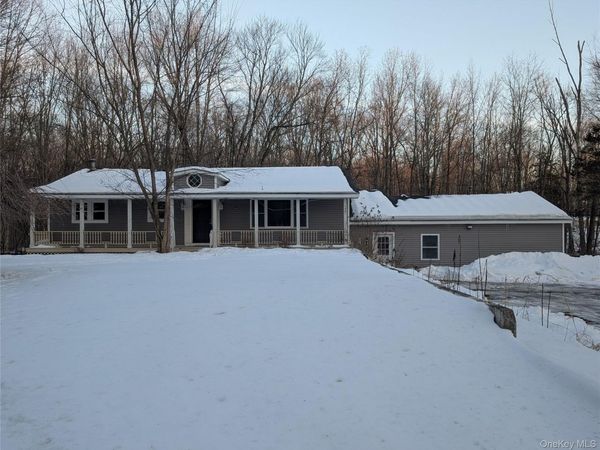 1407 State Route 208, Wallkill, NY 12589