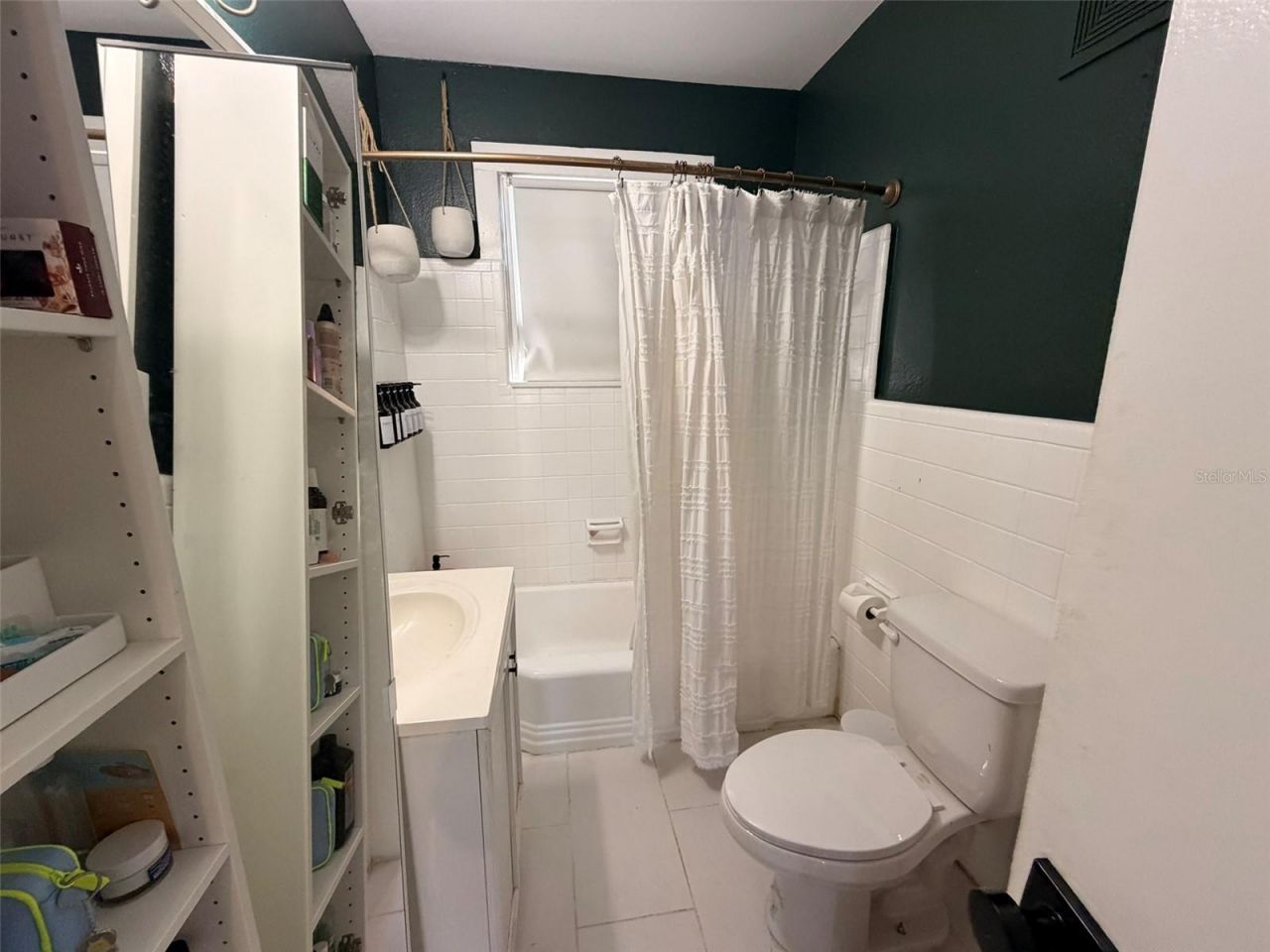 5810 N Suwanee Avenue, Tampa, FL 33604 Photo