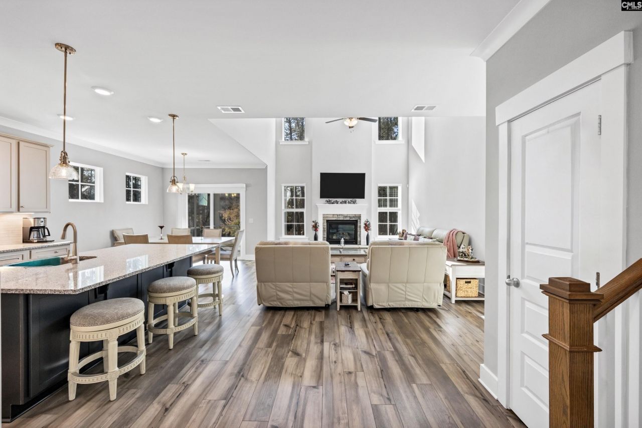 222 Falling Leaves Lane Photo 11