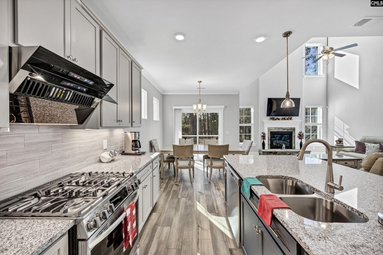 222 Falling Leaves Lane Photo 14