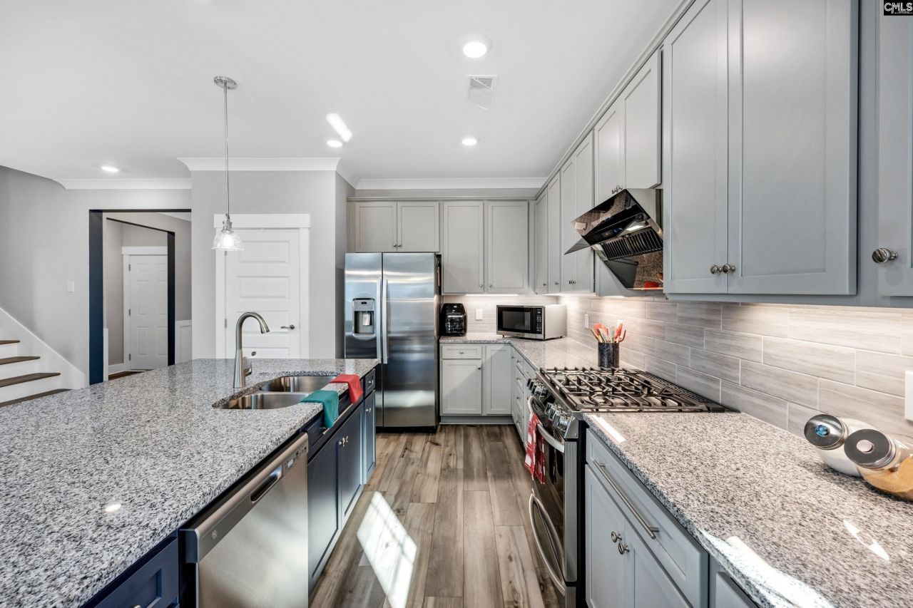 222 Falling Leaves Lane Photo 15