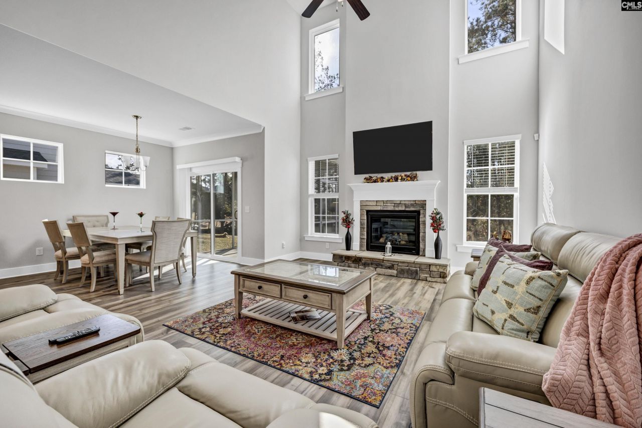 222 Falling Leaves Lane Photo 17