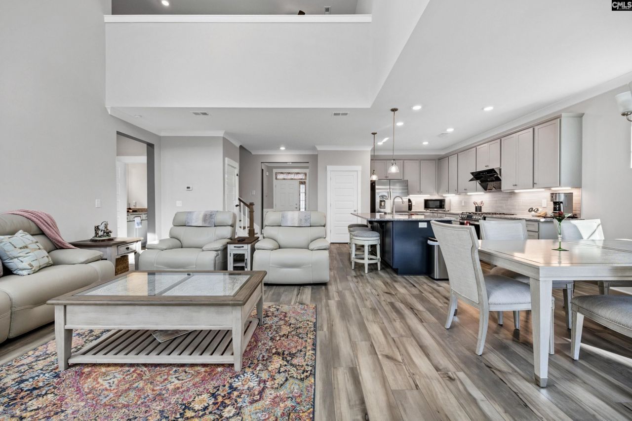 222 Falling Leaves Lane Photo 19