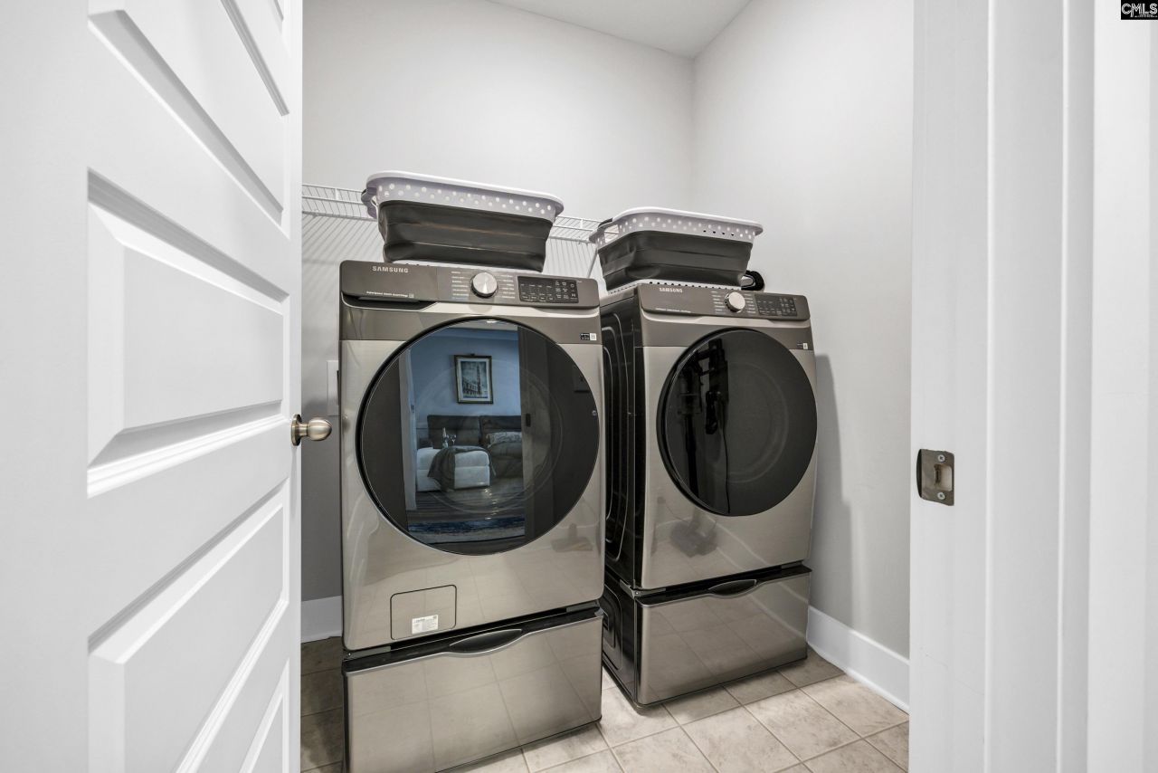 222 Falling Leaves Lane Photo 30