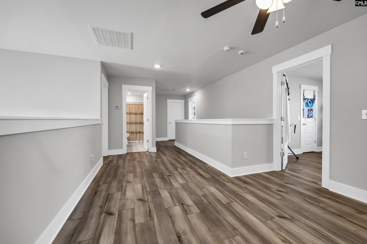 222 Falling Leaves Lane Photo 34