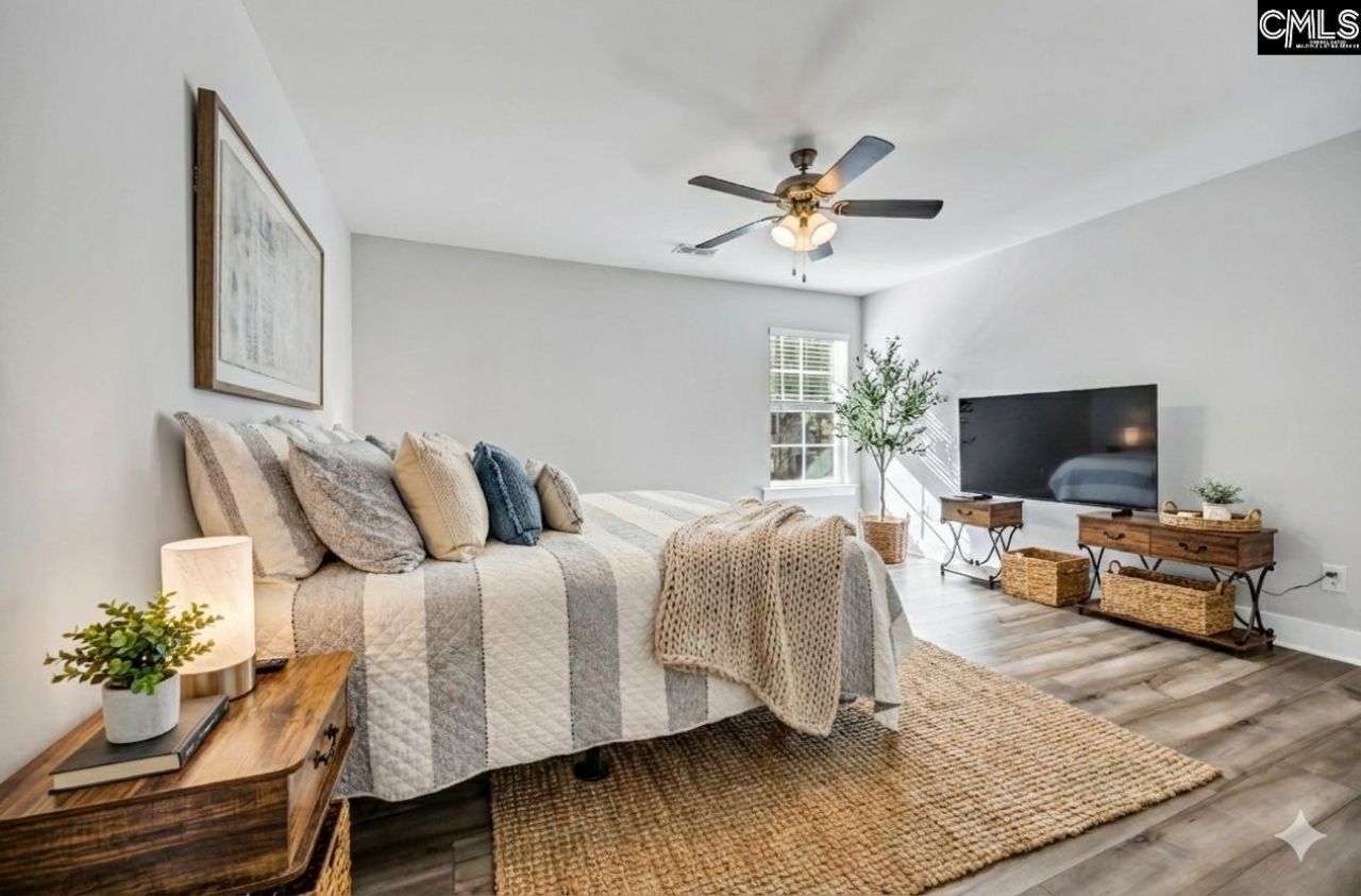 222 Falling Leaves Lane Photo 37