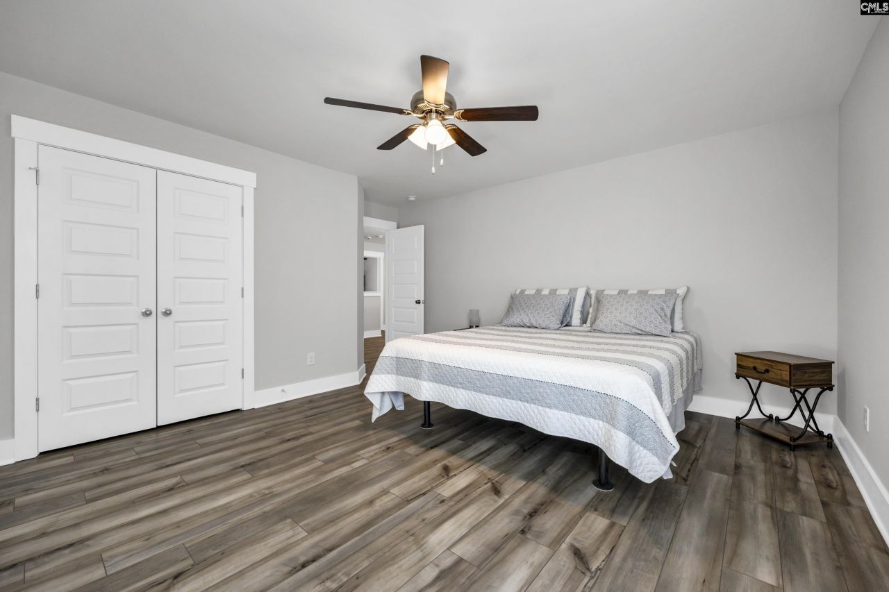 222 Falling Leaves Lane Photo 38