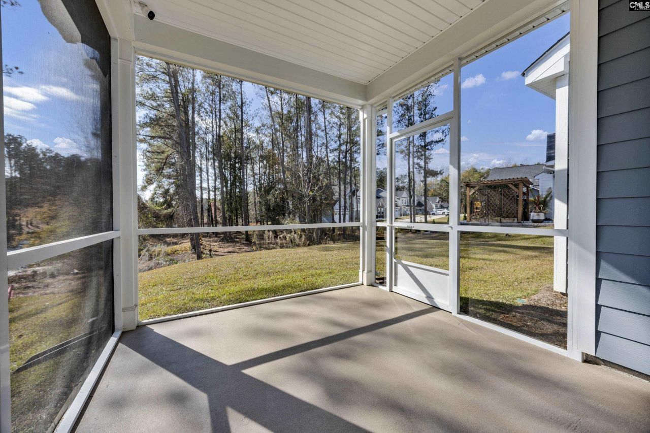 222 Falling Leaves Lane Photo 48