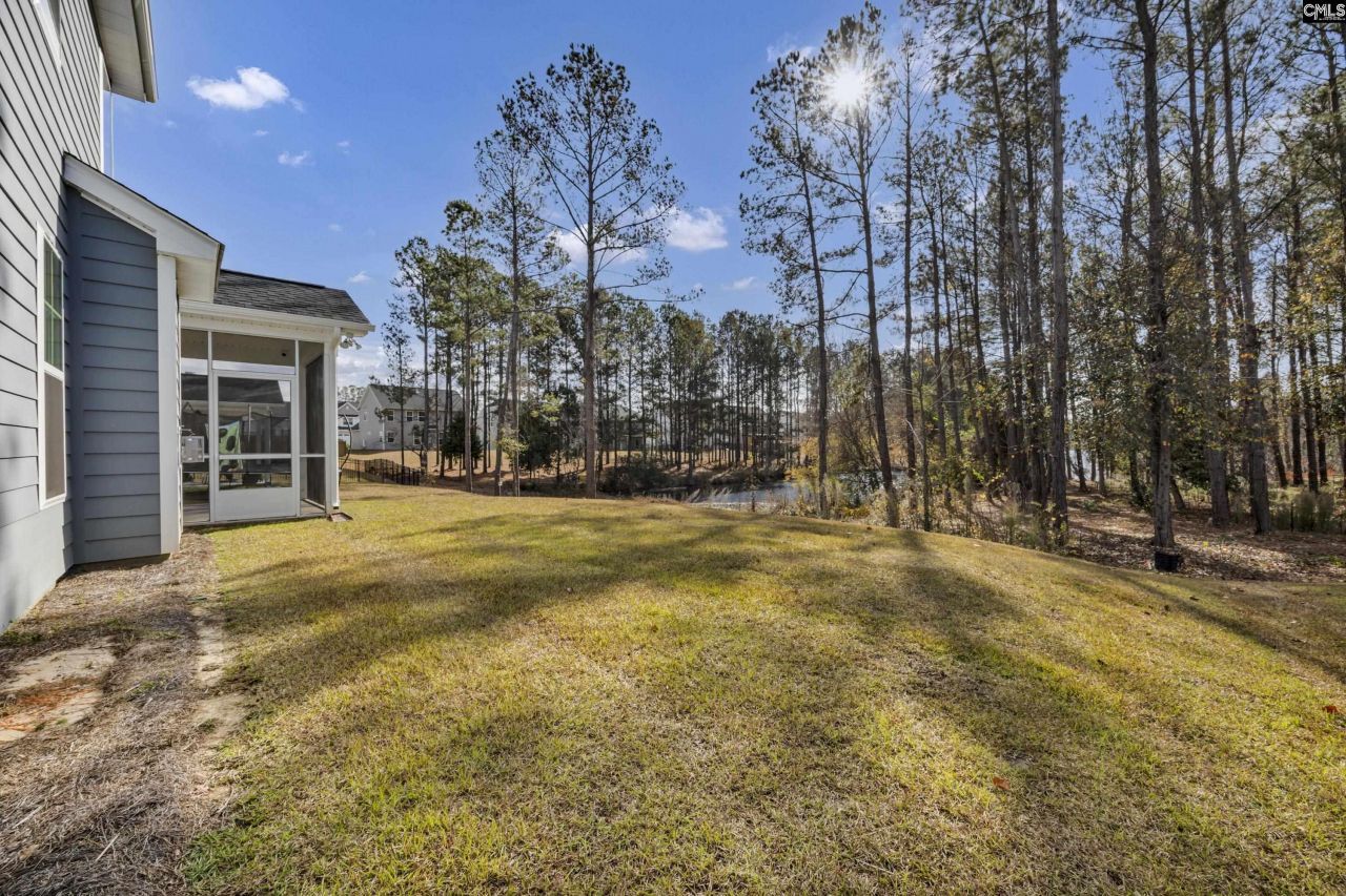 222 Falling Leaves Lane Photo 50