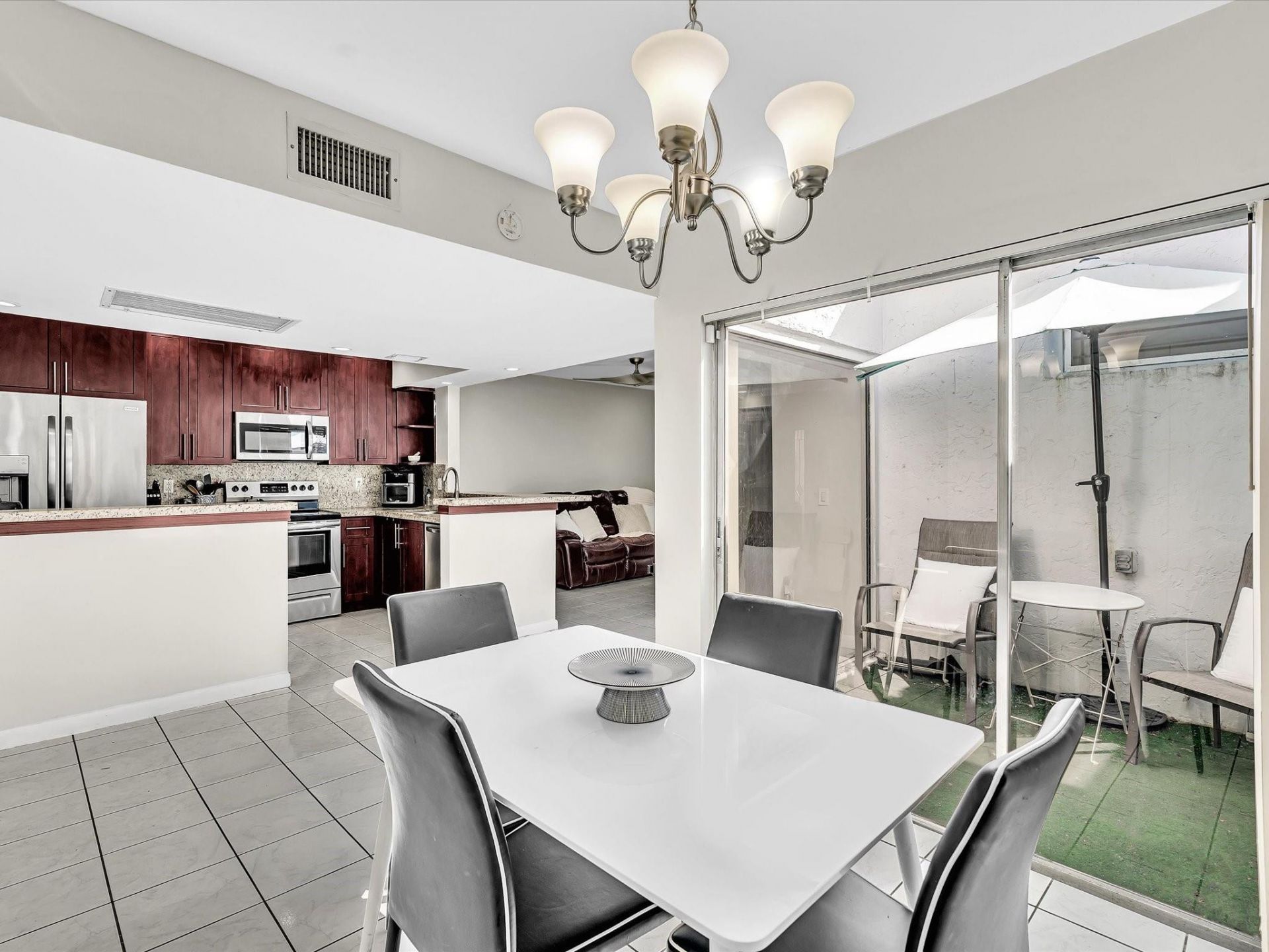 2551 N 40th Avenue, Unit 2551, Hollywood, FL 33021 Photo