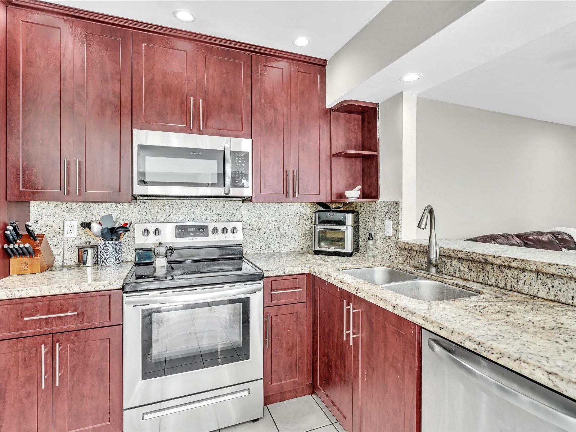 2551 N 40th Avenue, Unit 2551, Hollywood, FL 33021 Photo