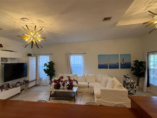 1120 NE 2nd Ave, Fort Lauderdale, FL 33304