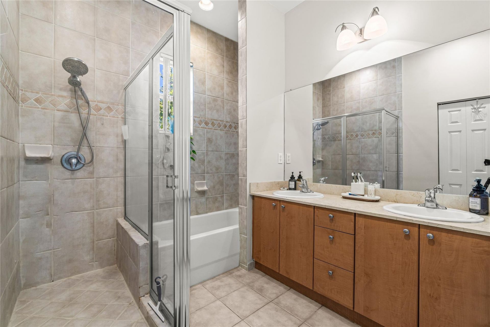 2381 Vintage Dr, Lighthouse Point, FL 33064 Photo