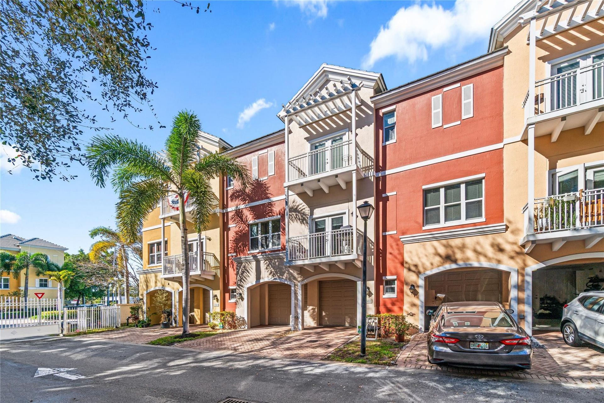 2381 Vintage Dr, Lighthouse Point, FL 33064 Photo