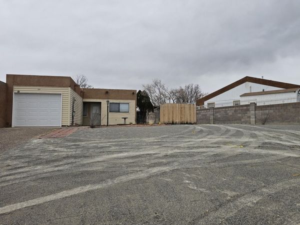 571 Star Villa Circle SE, Rio Rancho, NM 87124