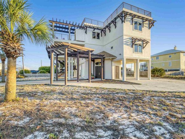 602 Via Deluna Dr, Pensacola Beach, FL 32561