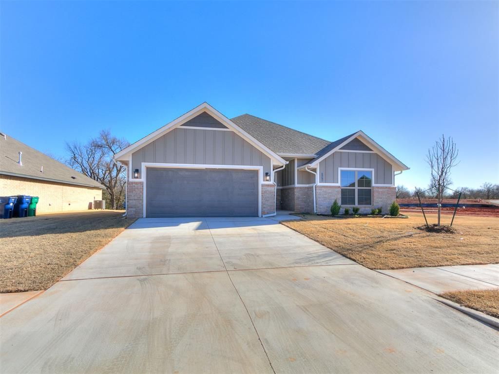 12028 Rockbed Drive, Yukon, OK 73099 Main Photo
