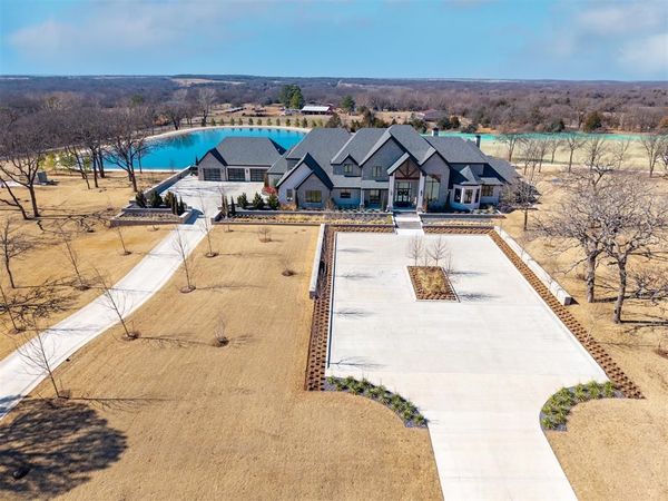 10628 S Highway 99 , Prague, OK 74864