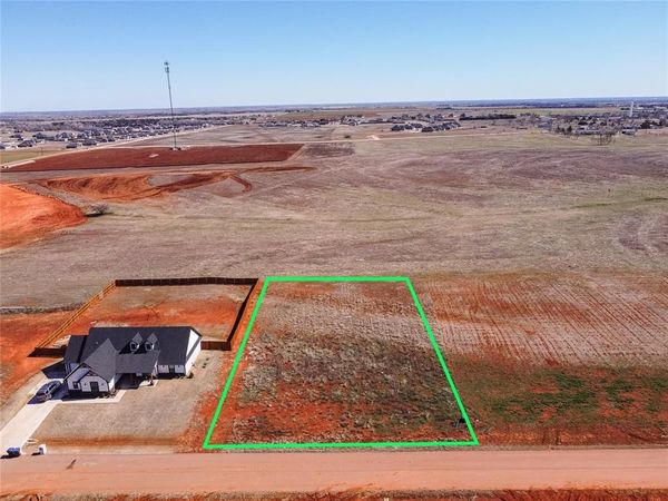 25277 Scarlett Street, Cashion, OK 73016
