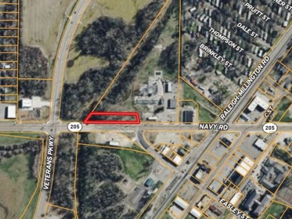 1 Navy Rd, Millington, TN 38053