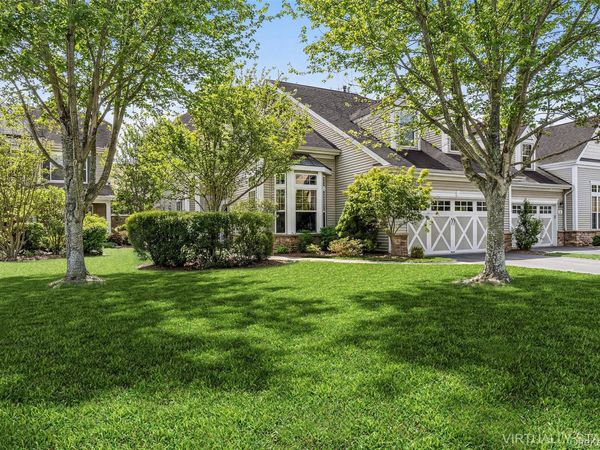 179 Melody Court, Eastport, NY 11941