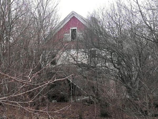 2098 60th Street Drive, Vinton, IA 52349