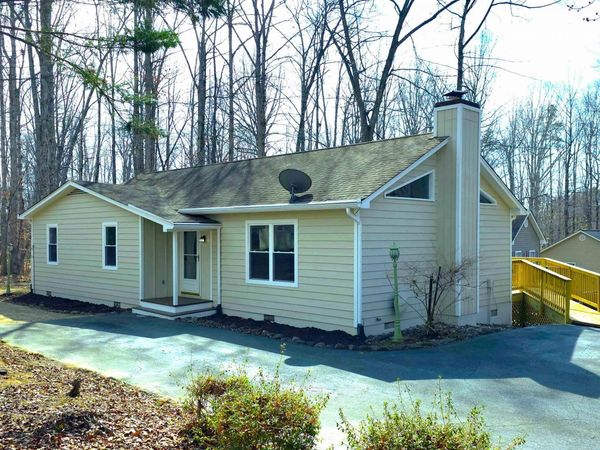 820 JEFFERSON DR, Palmyra, VA 22963