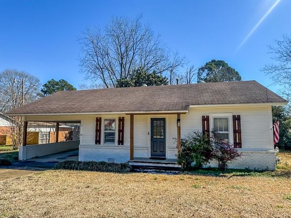 119 South Mcsweyn, Bruce, MS 38915