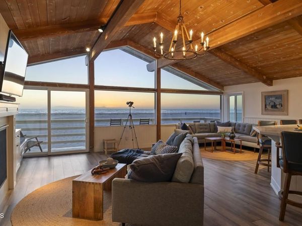 3445 Ocean Drive, Oxnard, CA 93035