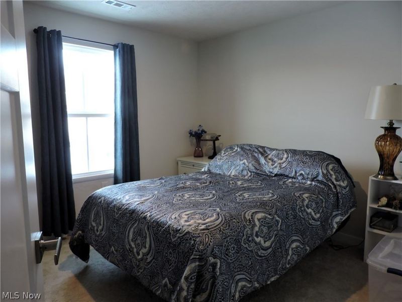 129 W Spring Drive, Elyria, OH 44035 Photo 11