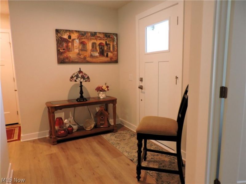 129 W Spring Drive, Elyria, OH 44035 Photo 7