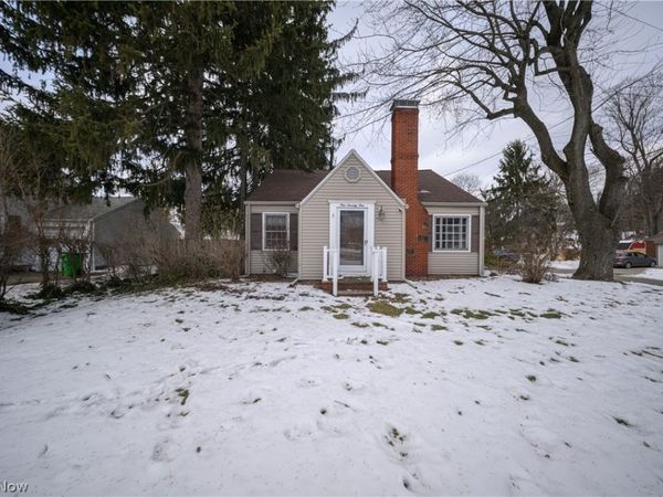 179 Everhard Road SW, Canton, OH 44709