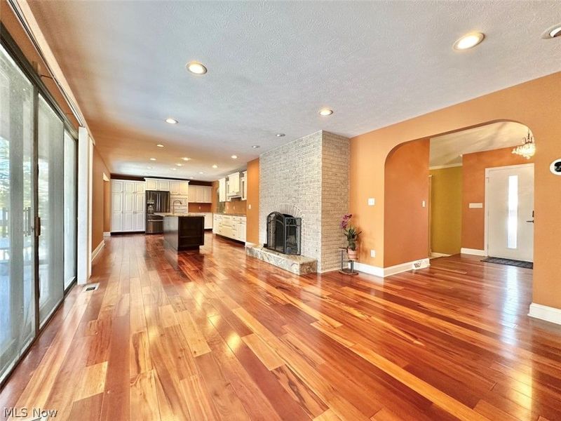 8630 Hollis Lane, Brecksville, OH 44141 Photo 3