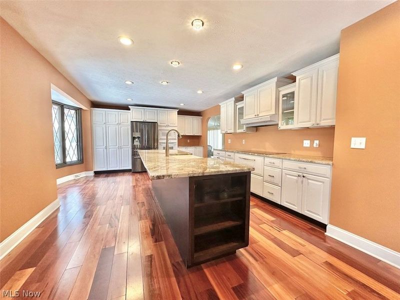 8630 Hollis Lane, Brecksville, OH 44141 Photo 5