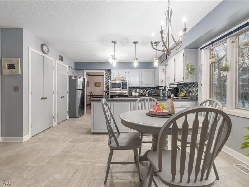 29231 Wolf Road, Bay Village, OH 44140 Photo 16