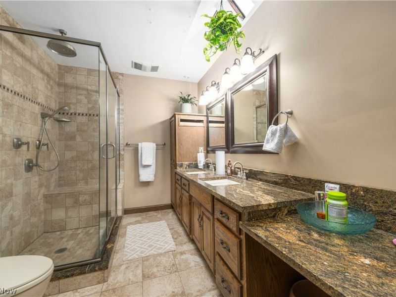 29231 Wolf Road, Bay Village, OH 44140 Photo 26