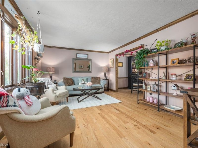 29231 Wolf Road, Bay Village, OH 44140 Photo 5