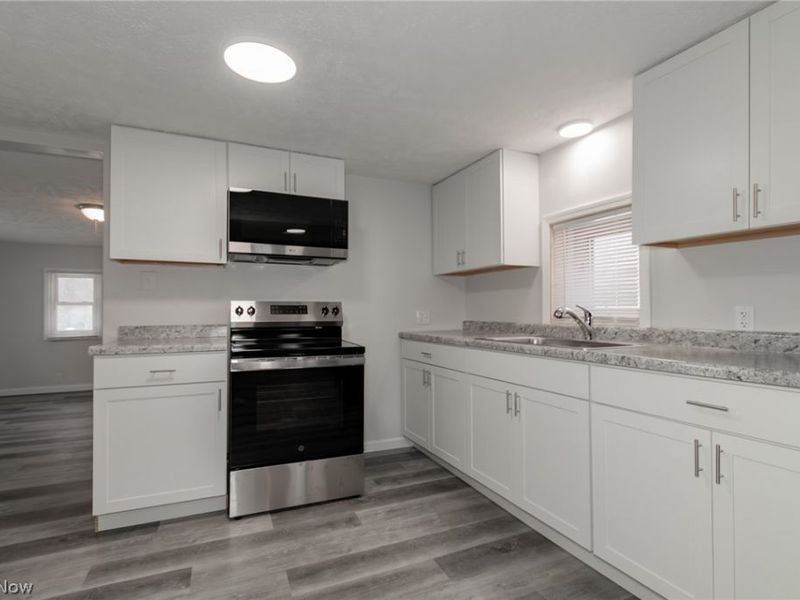 18 Indianola Avenue, Painesville Township, OH 44077 Photo 7